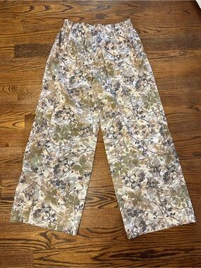 NWT Dakota Blue Women's Floral/Leafy Print Wide-Leg Pants in Olive Tan & White M